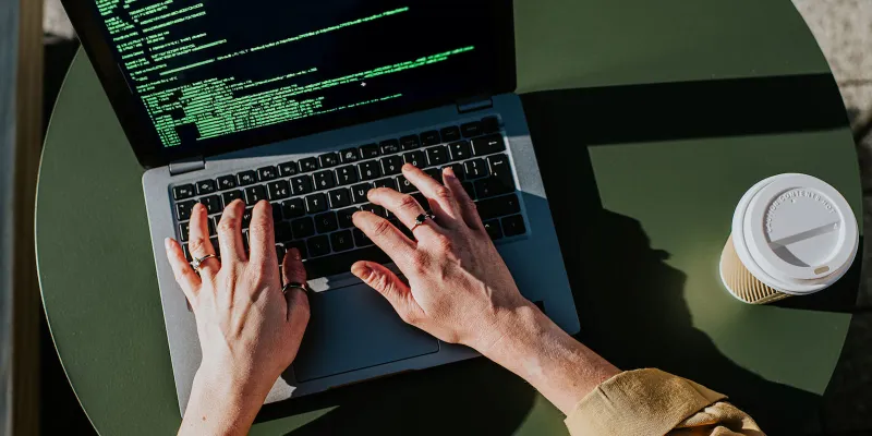 نقش سئو در طراحی سایت کد نویسی شده در رشت